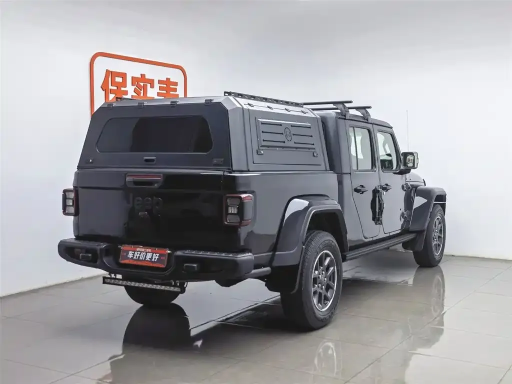 Jeep Gladiator 2023 из CN, фото 2