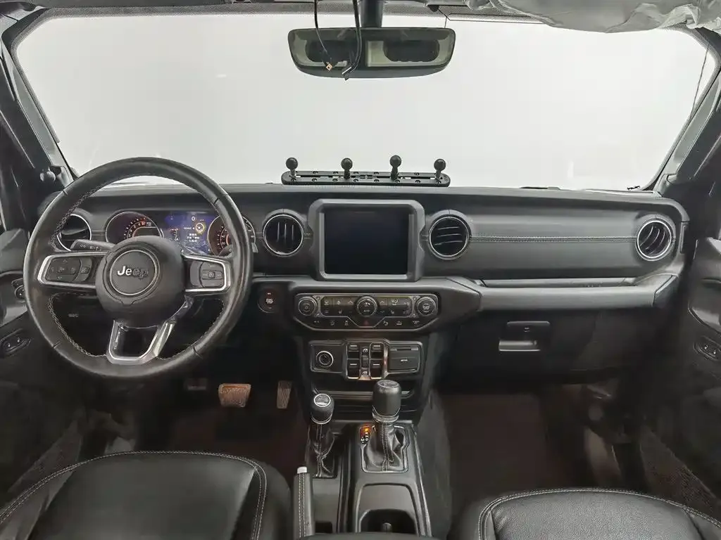 Jeep Gladiator 2023 из CN, фото 5