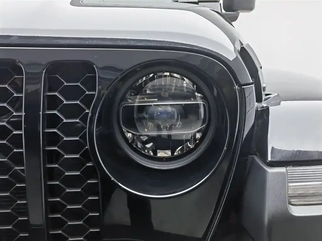 Jeep Gladiator 2023 из CN, фото 9