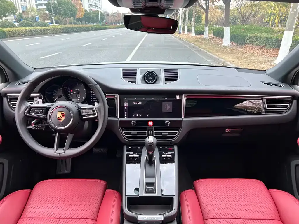 Porsche Macan 2023 из CN, фото 4
