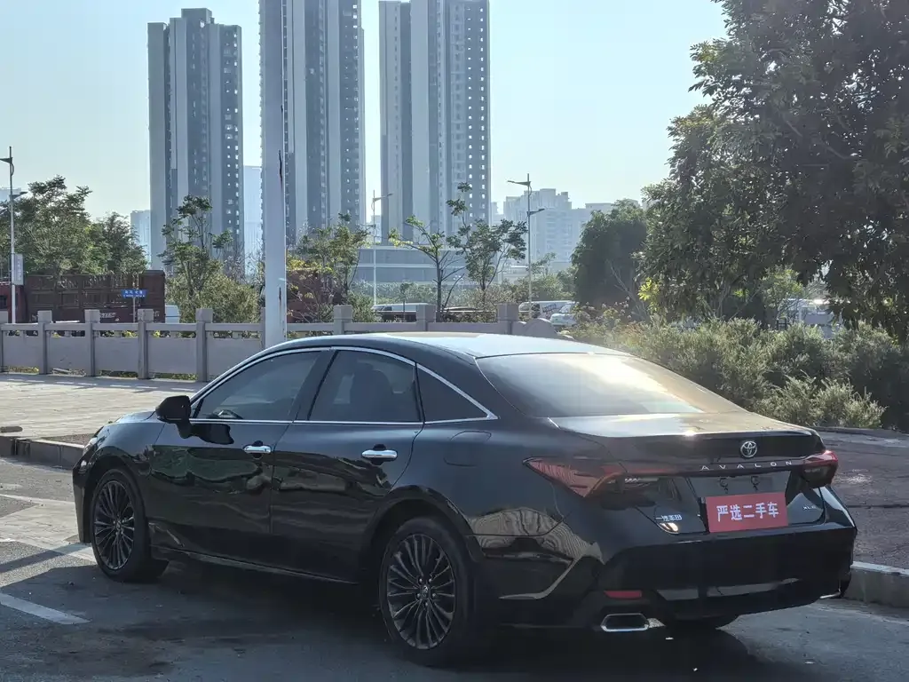 Toyota Avalon 2022 из CN, фото 3