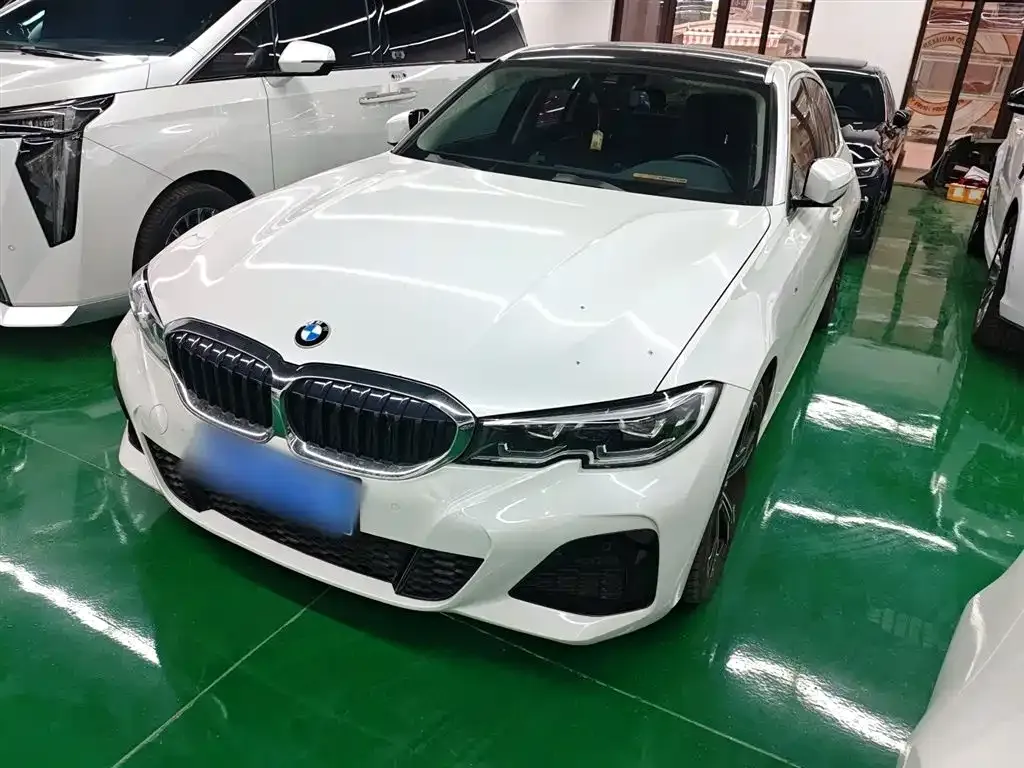 BMW 3 Series — фото 1