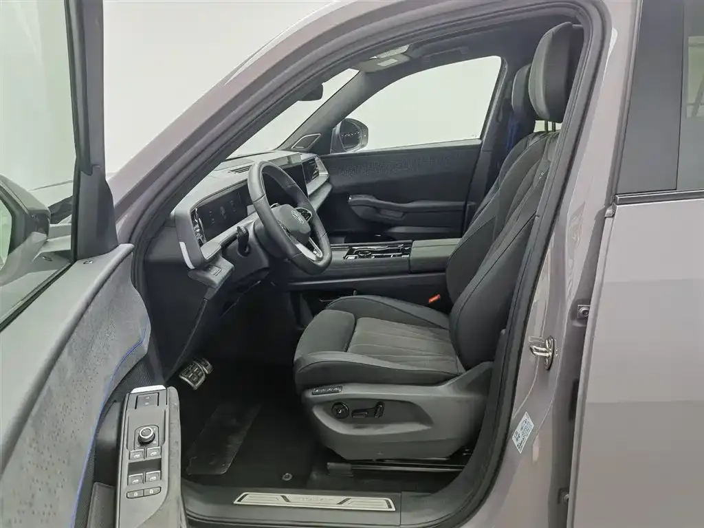 Volkswagen Teramont 2025 из CN, фото 7