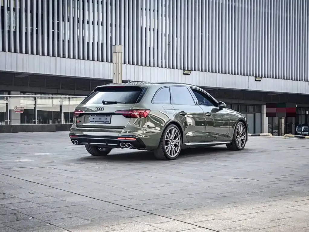 Audi S4 2024 из CN, фото 4