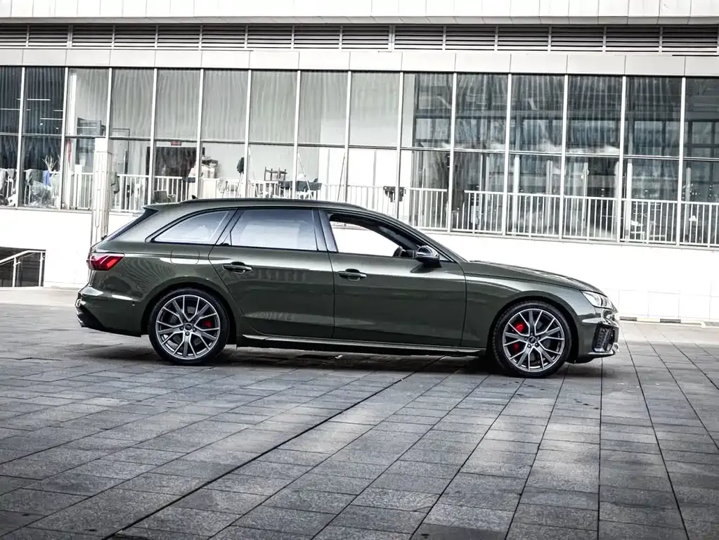 Audi S4 2024 из CN, фото 5