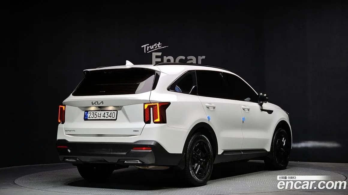 Kia Sorento — фото 3