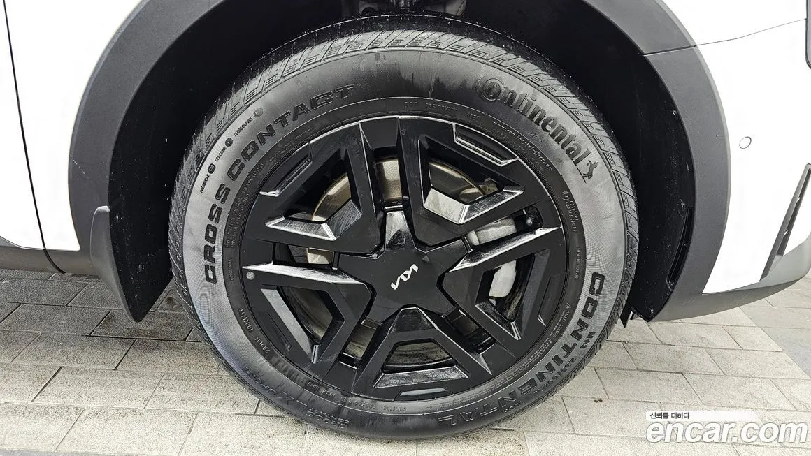 Kia Sorento — фото 10