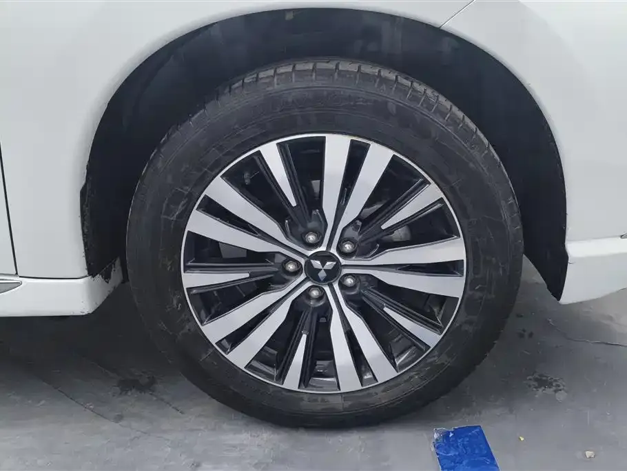 Mitsubishi Outlander 2022 из CN, фото 6