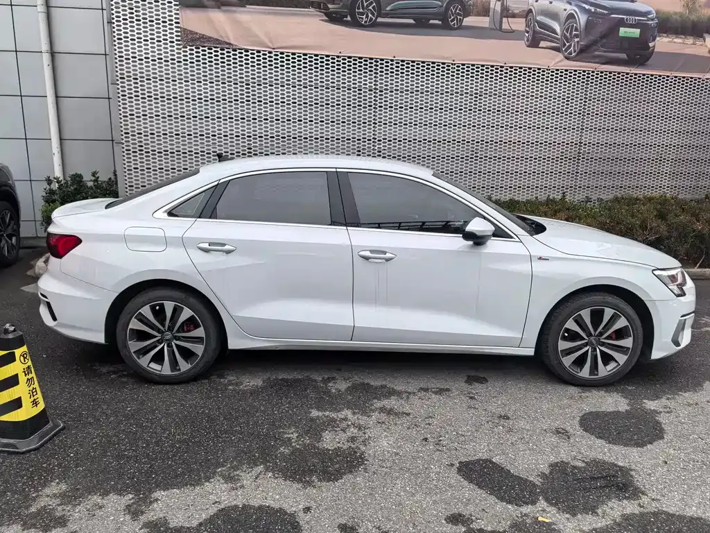 Audi A3 — фото 10