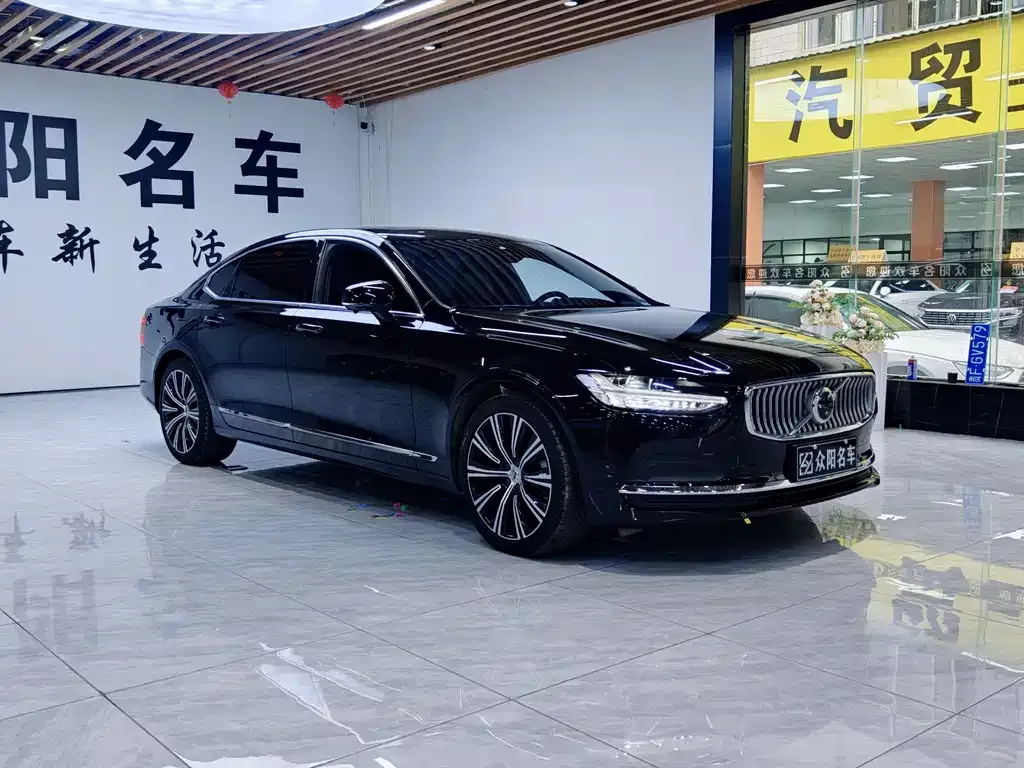 Volvo S90 2024 из CN, фото 8