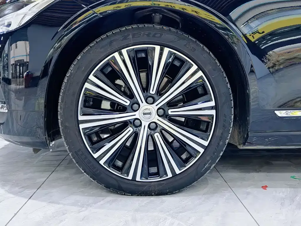 Volvo S90 2024 из CN, фото 9