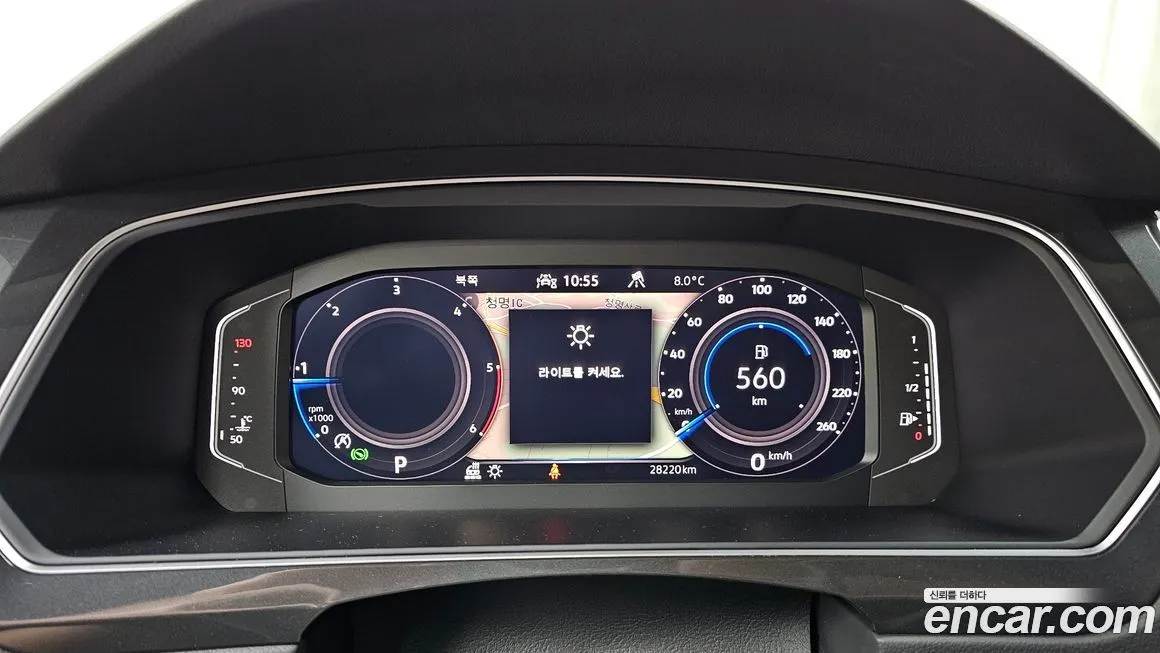 Volkswagen Tiguan — фото 6