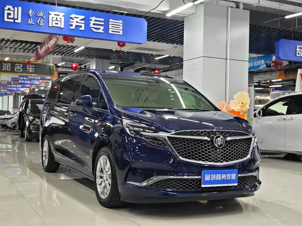 Buick GL8 2021 из CN, фото 9