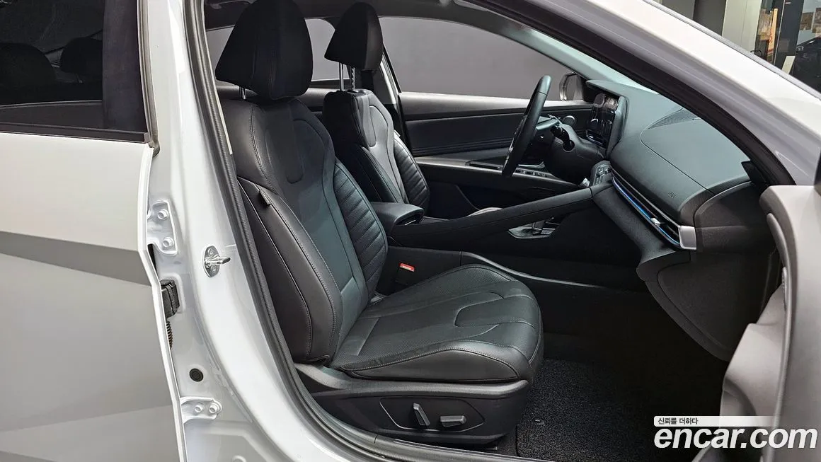 Hyundai AVANTE 2024 из KR, фото 4