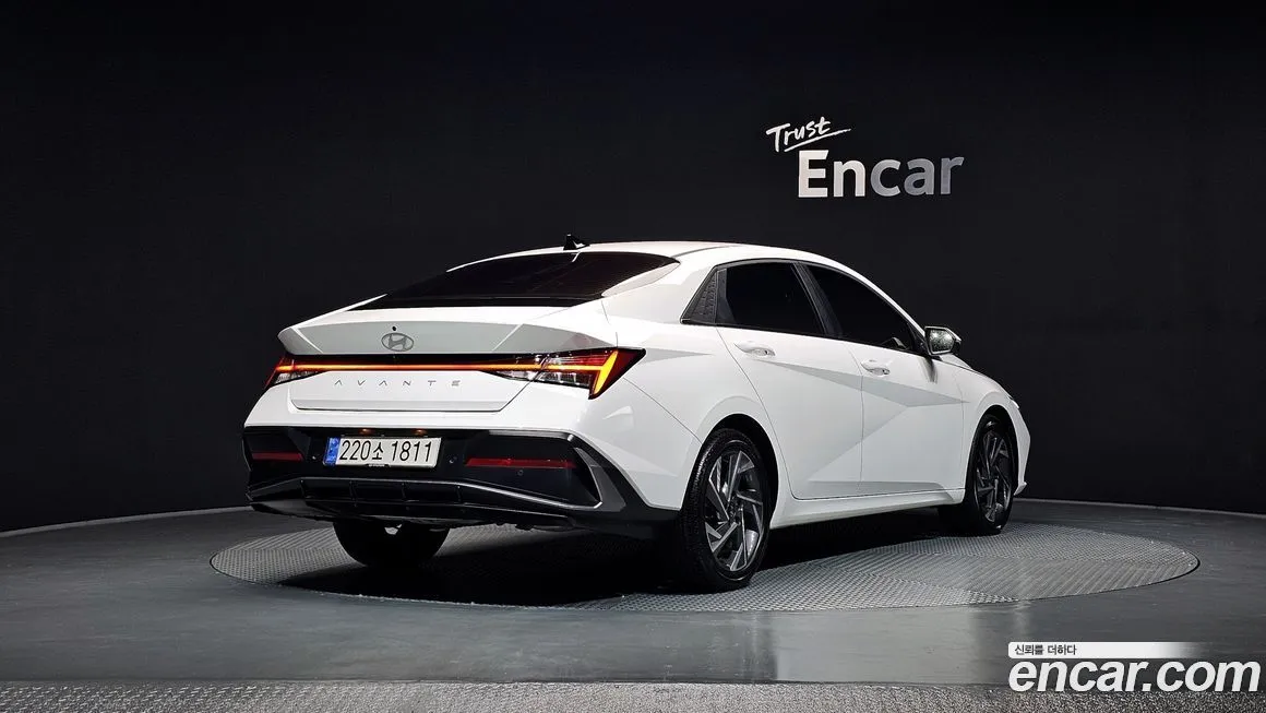 Hyundai AVANTE 2024 из KR, фото 2