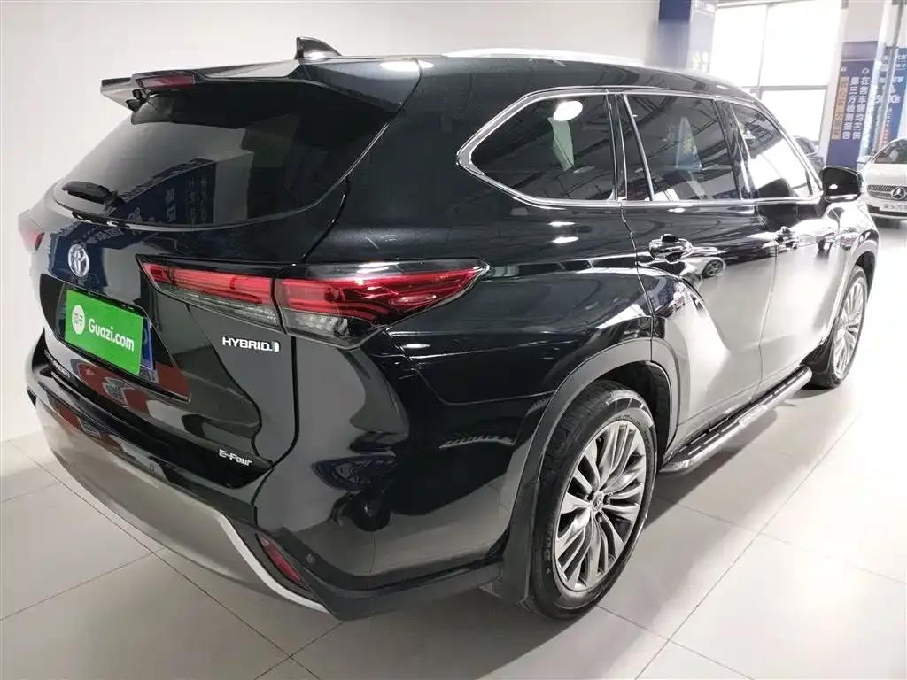 Toyota Highlander — фото 5