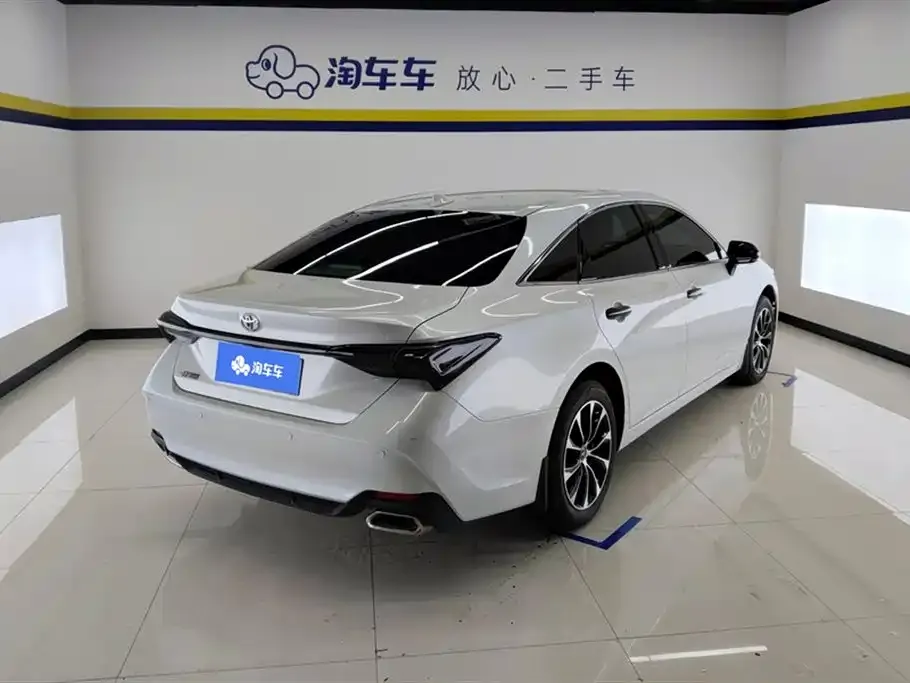 Toyota Avalon 2023 из CN, фото 3