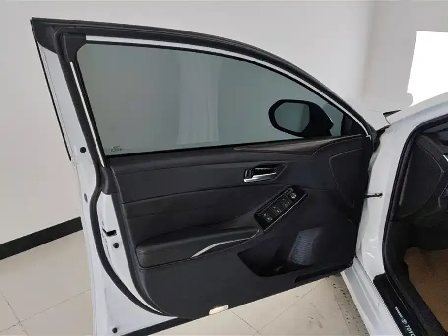 Toyota Avalon 2023 из CN, фото 7