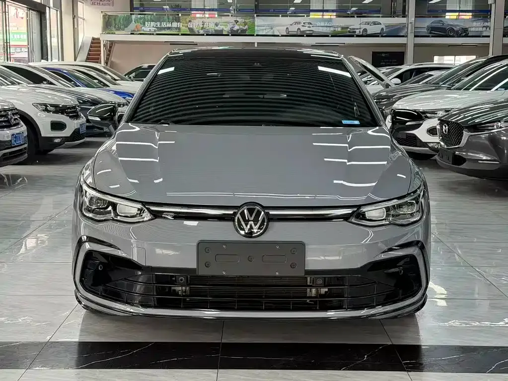 Volkswagen Golf 2022 из CN, фото 3