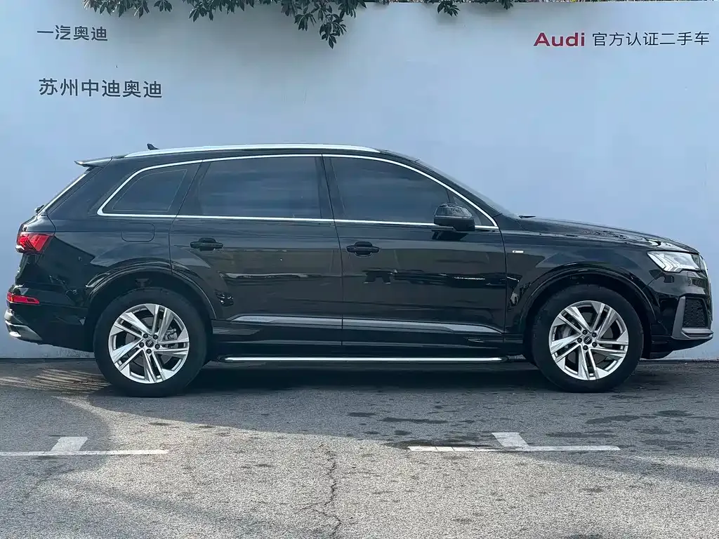 Audi Q7 — фото 7