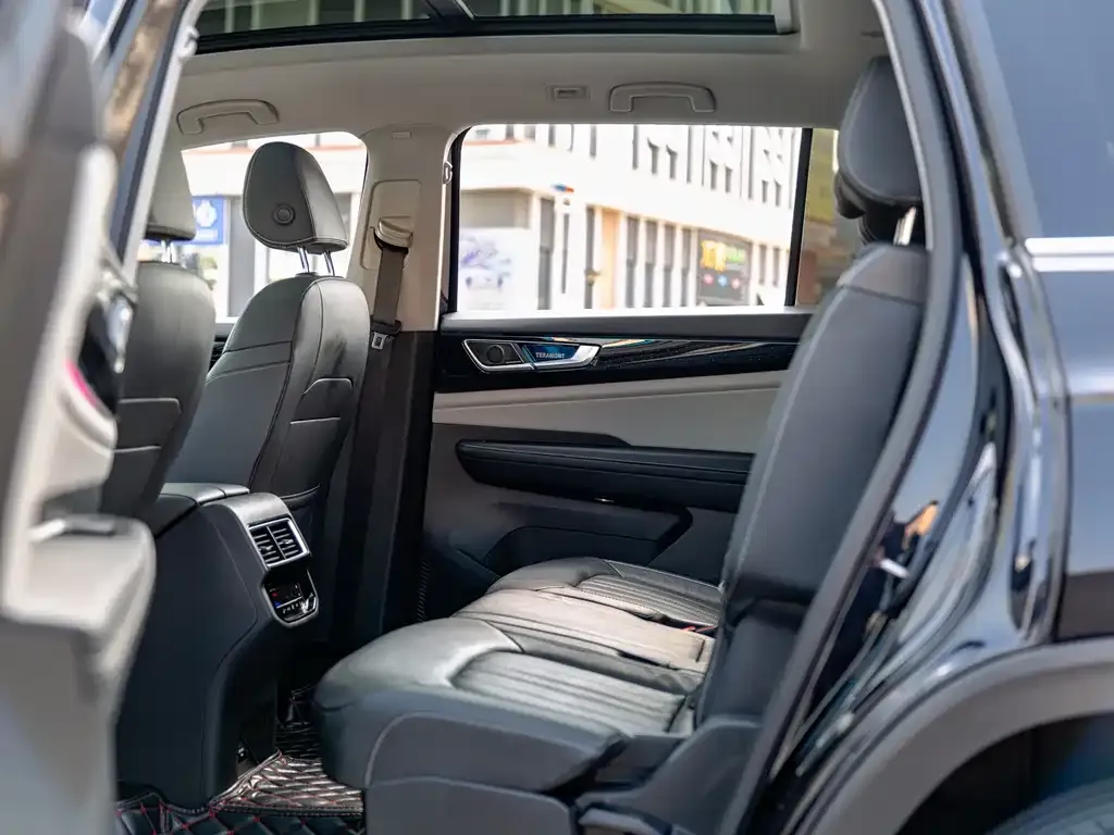 Volkswagen Teramont 2022 из CN, фото 9