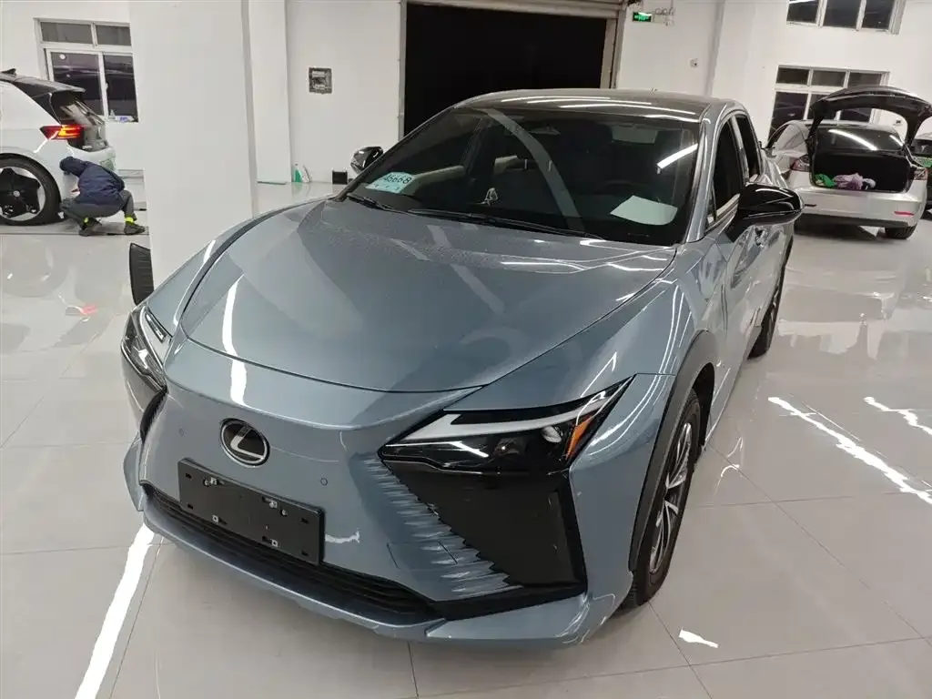 Lexus RZ 2023 из CN, фото 2