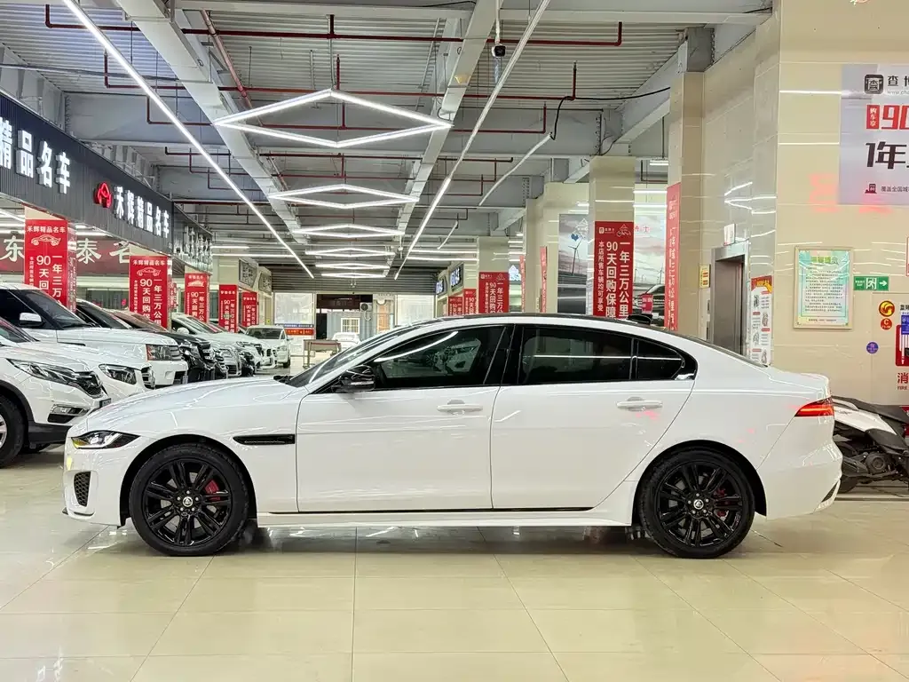 Jaguar XEL 2024 из CN, фото 4