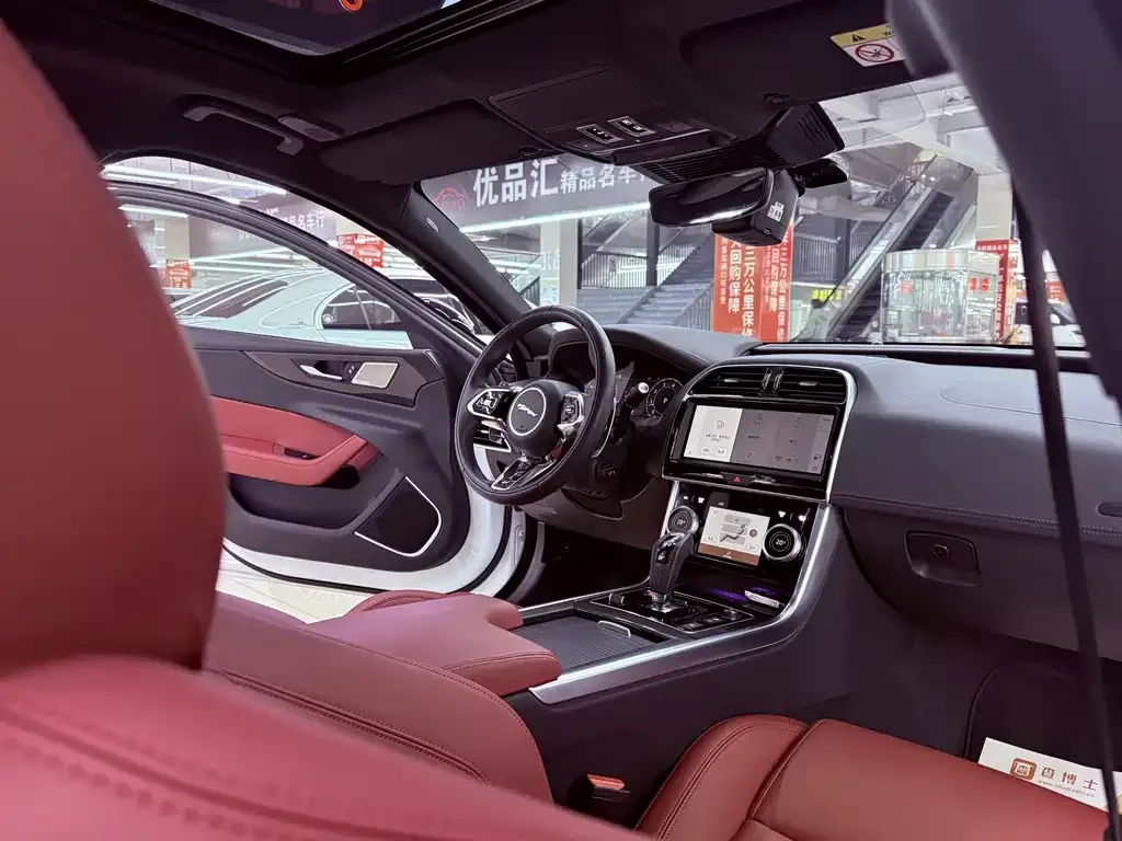 Jaguar XEL 2024 из CN, фото 6