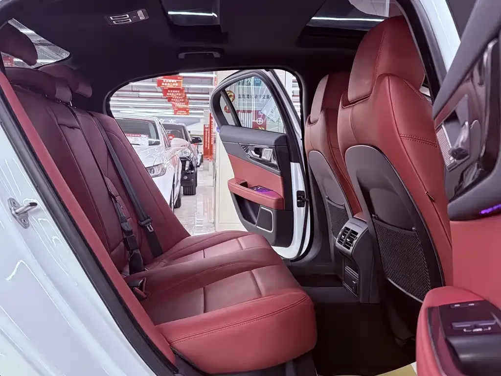 Jaguar XEL 2024 из CN, фото 9