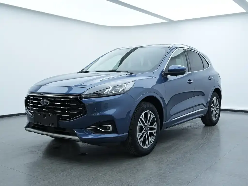 Ford Escape 2022 из CN, фото 1