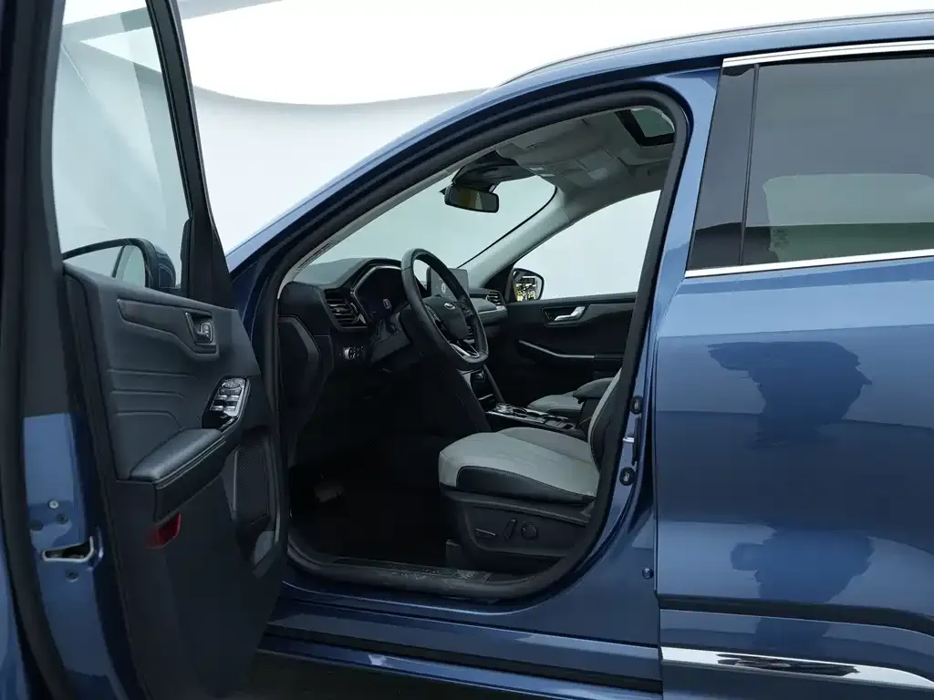 Ford Escape 2022 из CN, фото 9