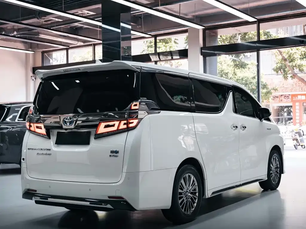 Toyota Vellfire 2024 из CN, фото 7