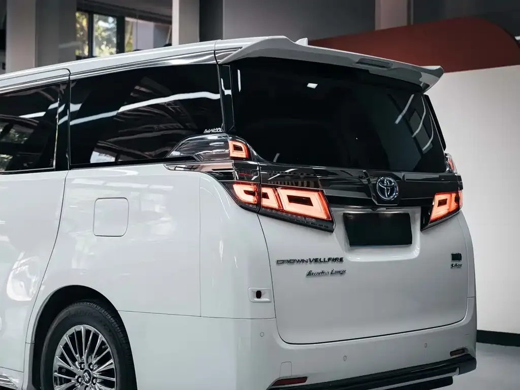 Toyota Vellfire 2024 из CN, фото 9