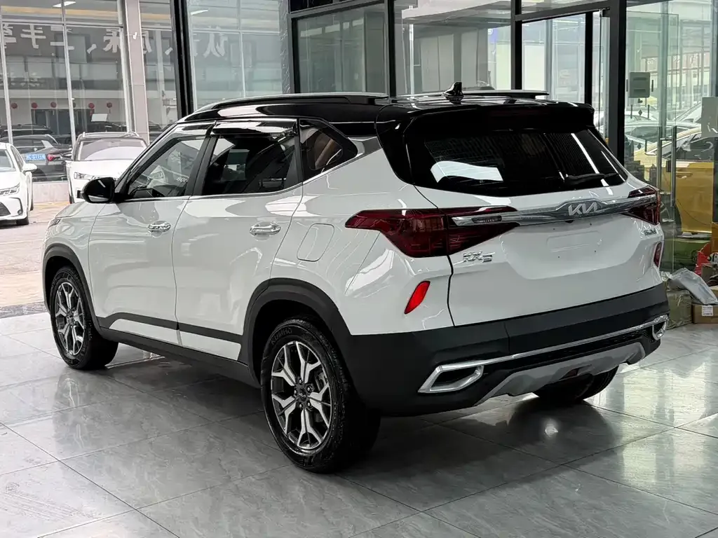 Kia KX3 — фото 10