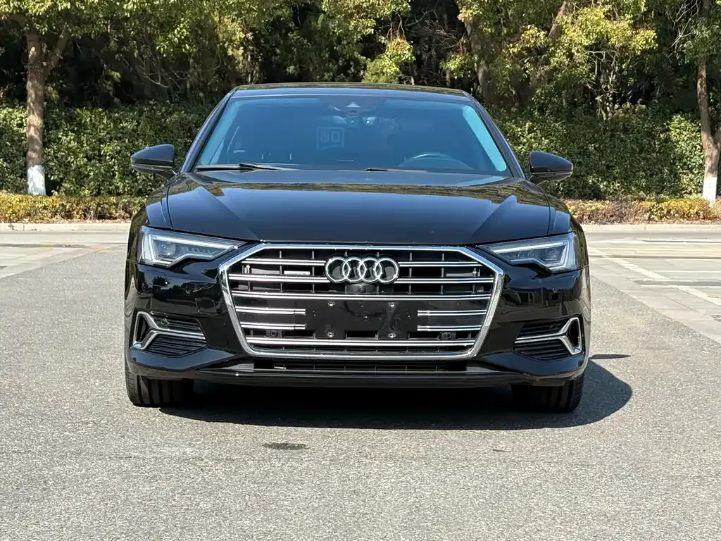 Audi A6L 2023 из CN, фото 9