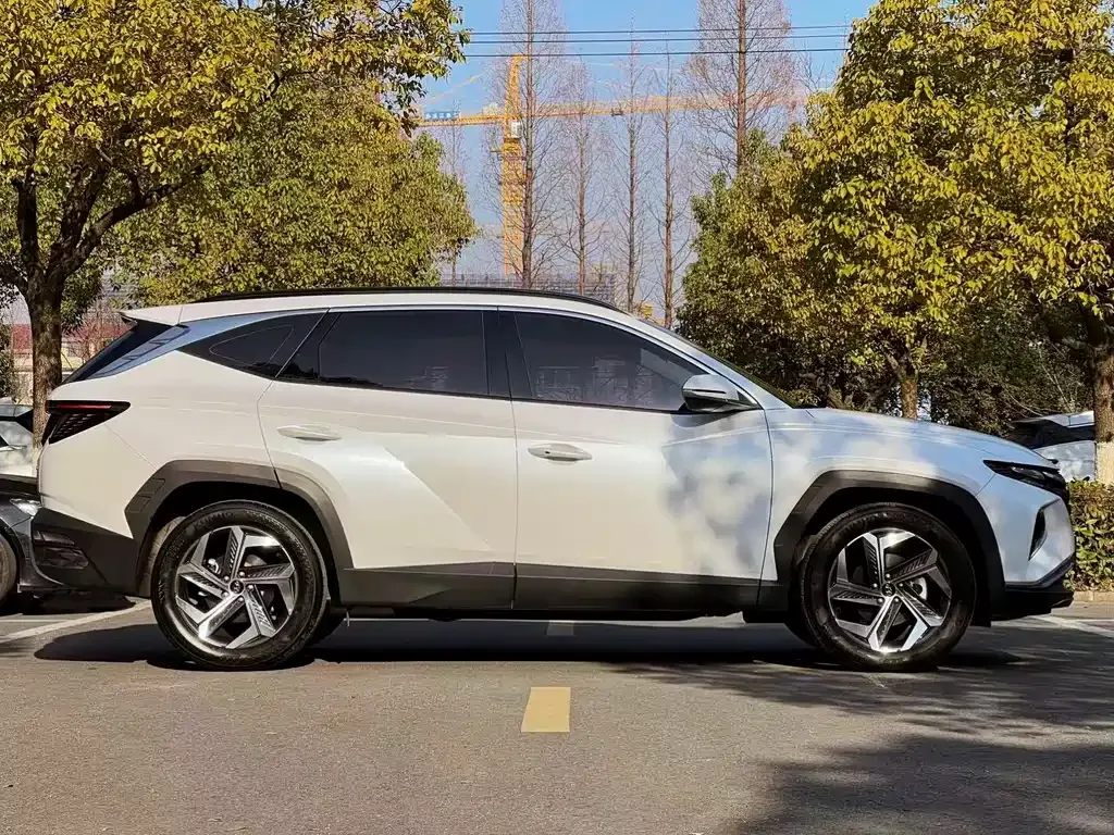 Hyundai Tucson — фото 7