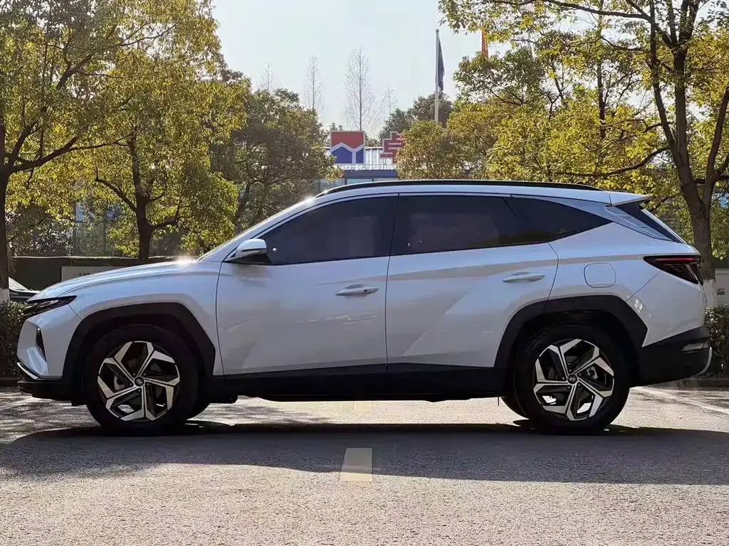 Hyundai Tucson — фото 3