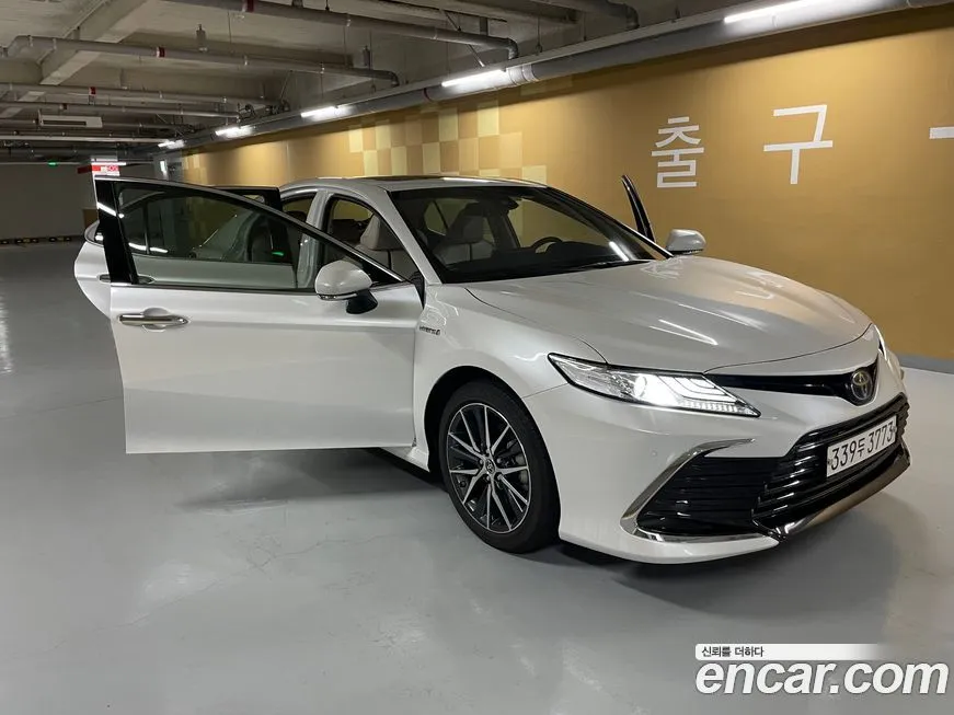 Toyota Camry 2024 из KR, фото 7