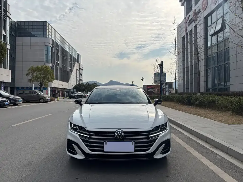 Volkswagen CC — фото 2