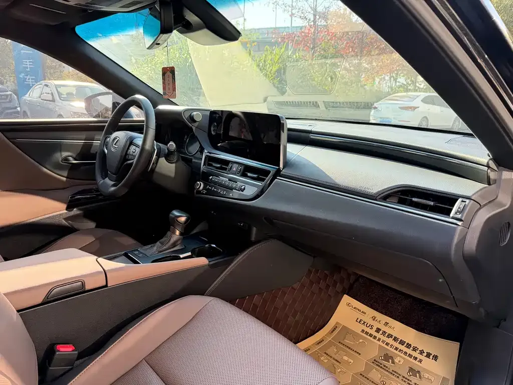 Lexus ES 2024 из CN, фото 7