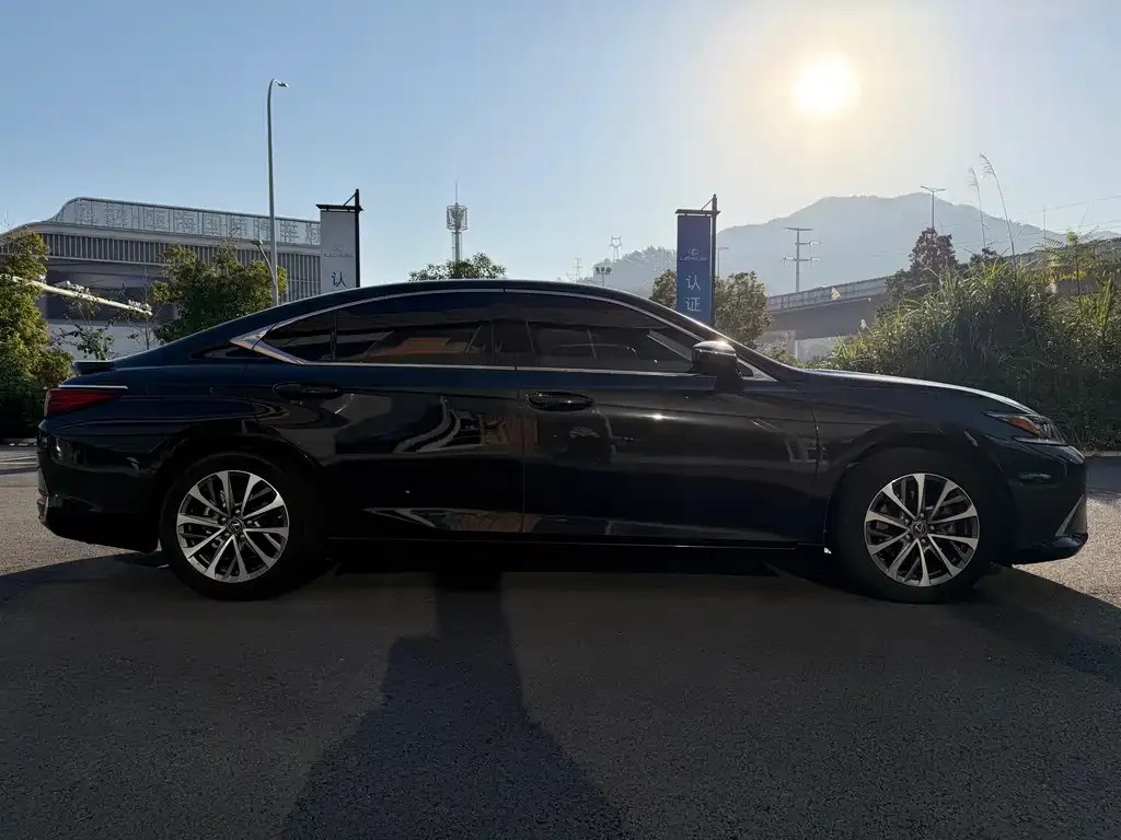 Lexus ES 2024 из CN, фото 4