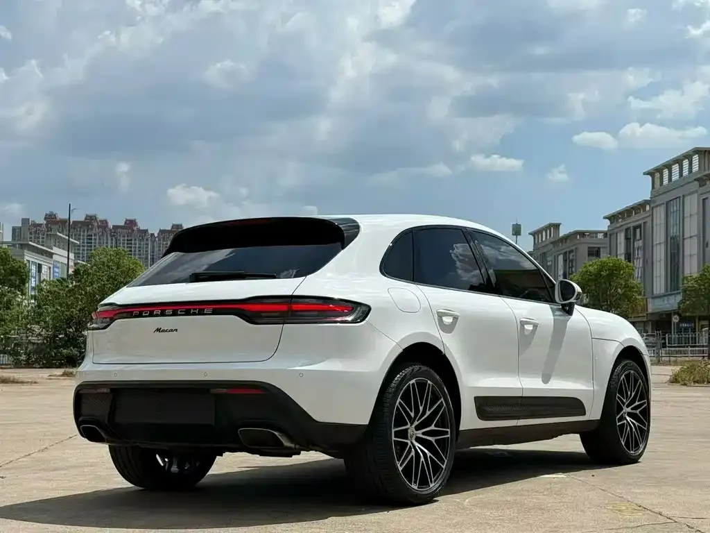 Porsche Macan — фото 5