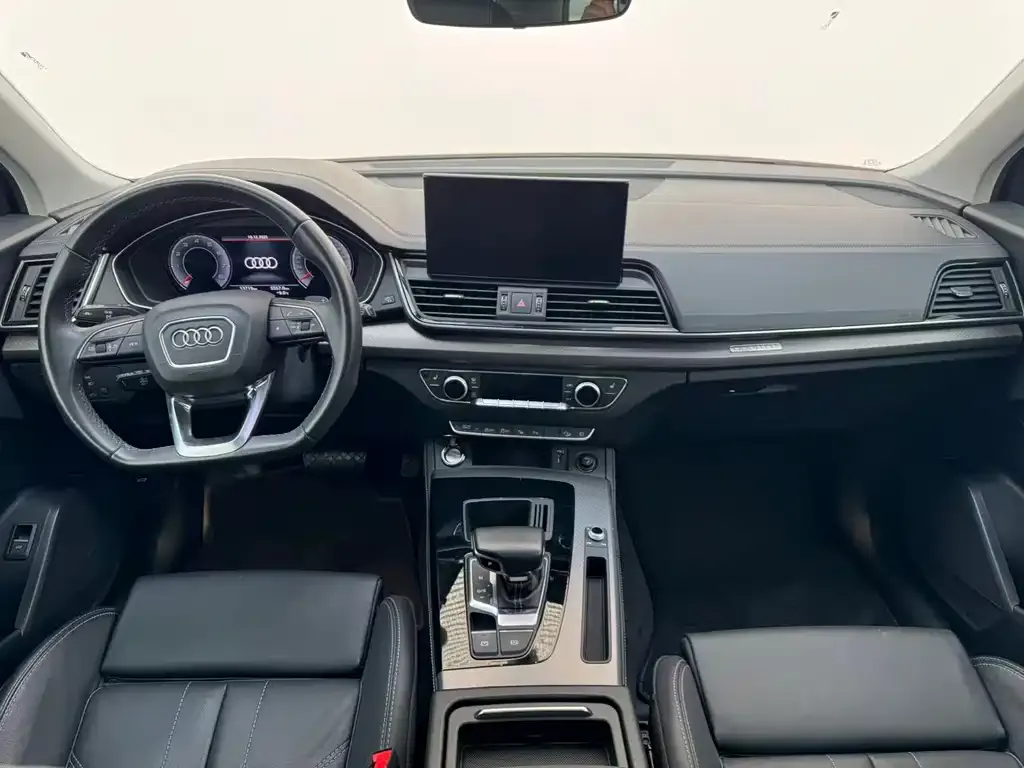 Audi Q5L 2022 из CN, фото 8