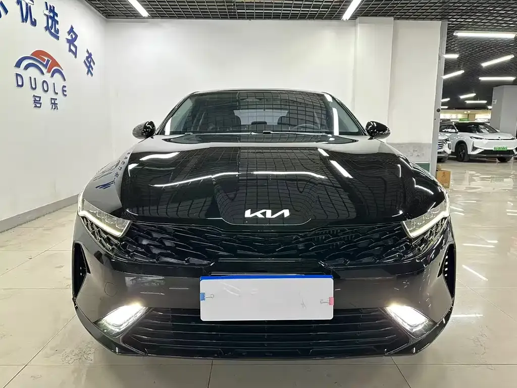 Kia K5 2023 из CN, фото 2