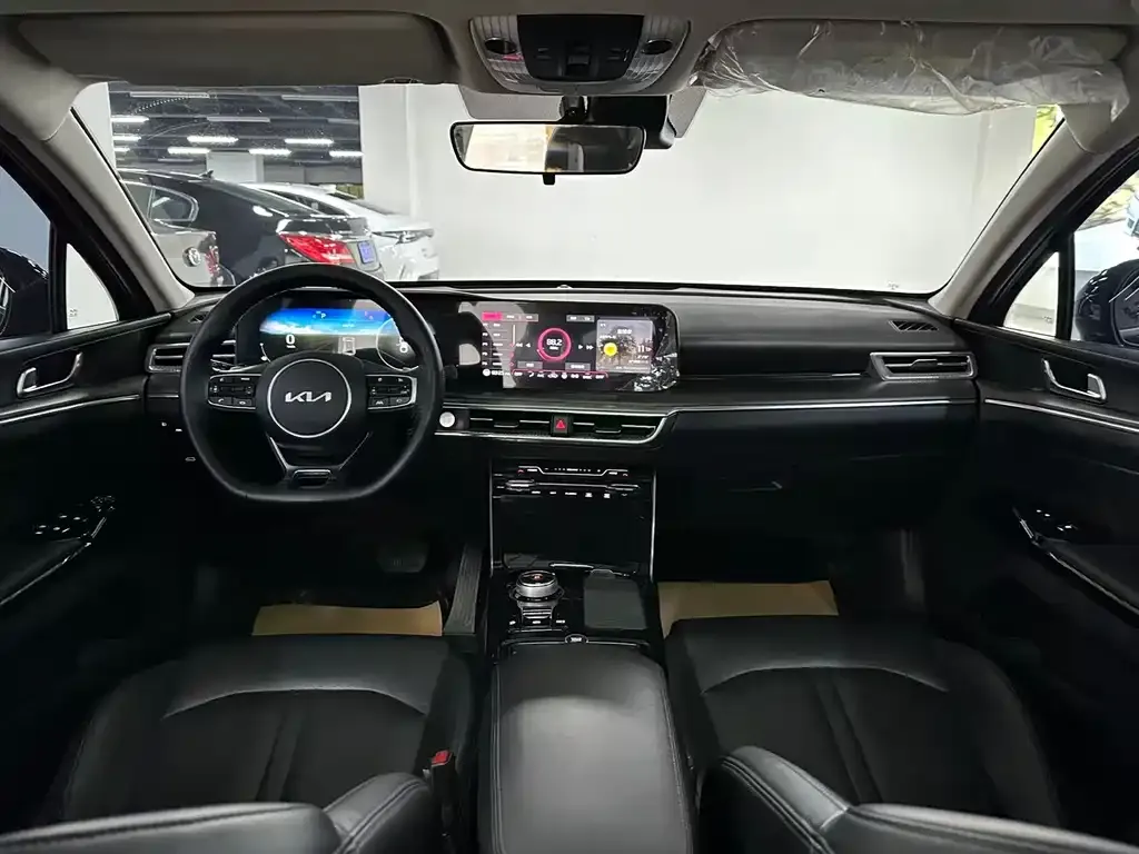 Kia K5 2023 из CN, фото 4