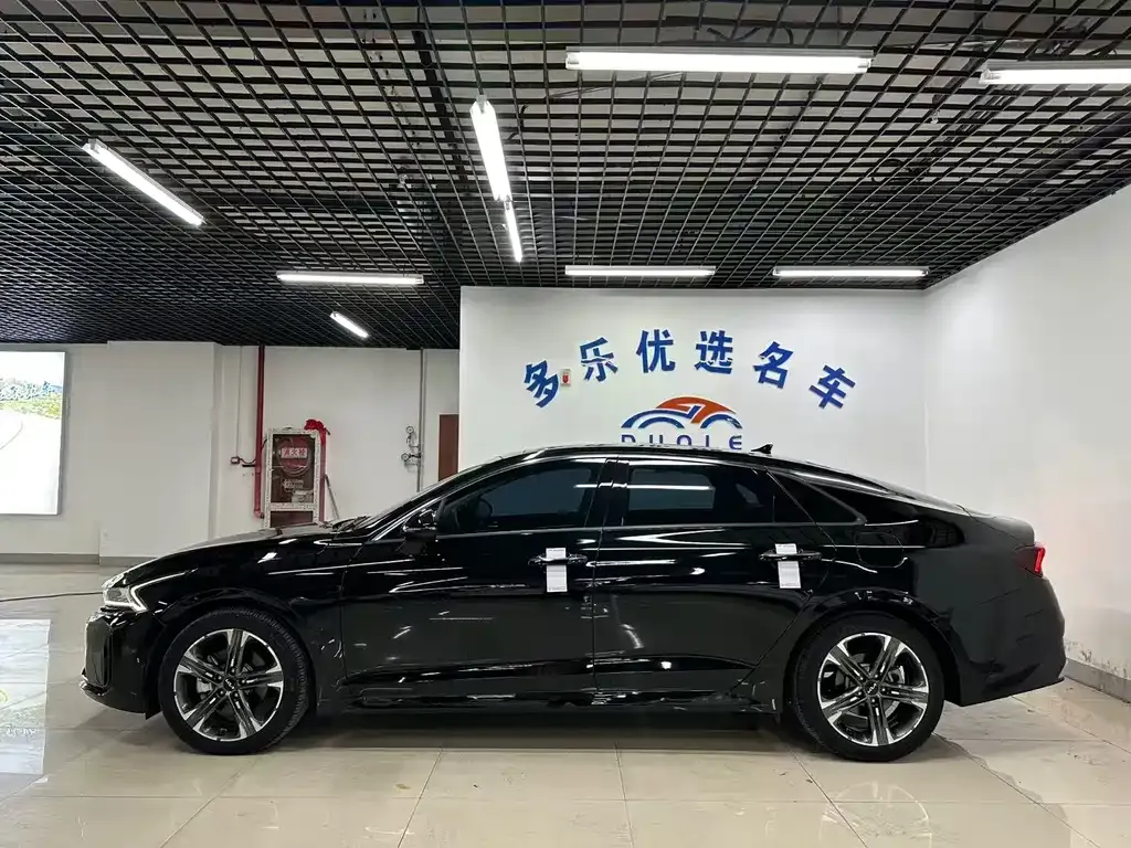 Kia K5 2023 из CN, фото 9