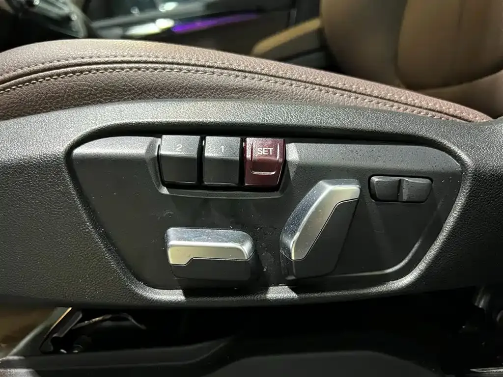 BMW X1 2021 из CN, фото 9