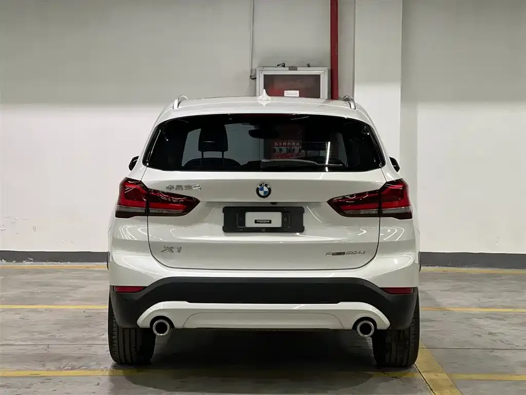 BMW X1 2021 из CN, фото 8