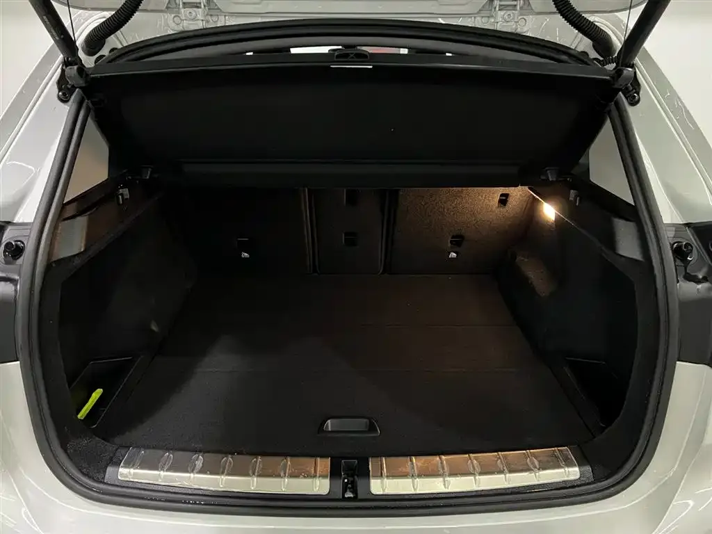 BMW X1 2021 из CN, фото 2