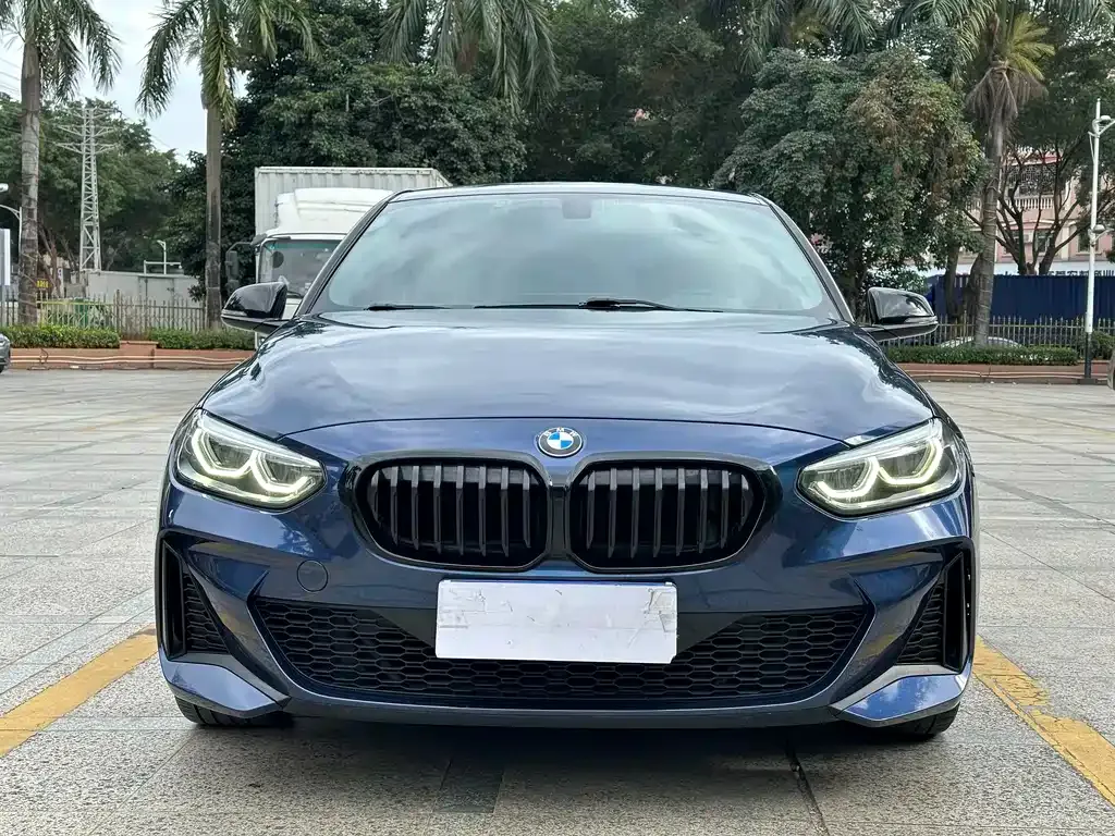 BMW 1 Series 2021 из CN, фото 2